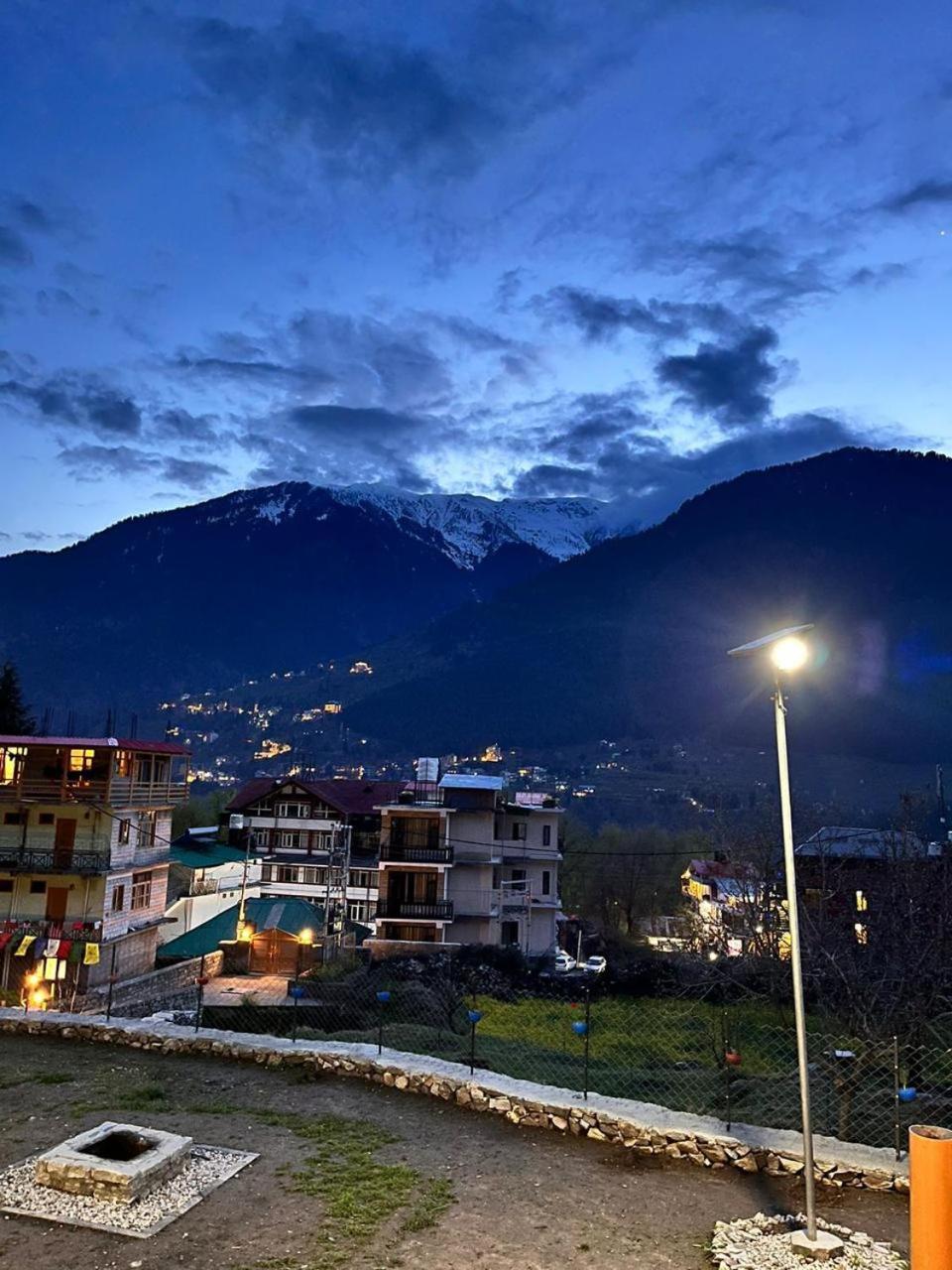 Hotel The Rohtang Chalet Manāli Exteriér fotografie